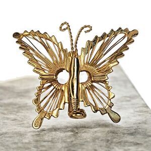 Vintage Gold Tone Articulated Butterfly Brooch Pin Wired Wings 1.5"
